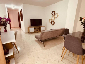 Apartment in laureles 3 rooms - full amenities